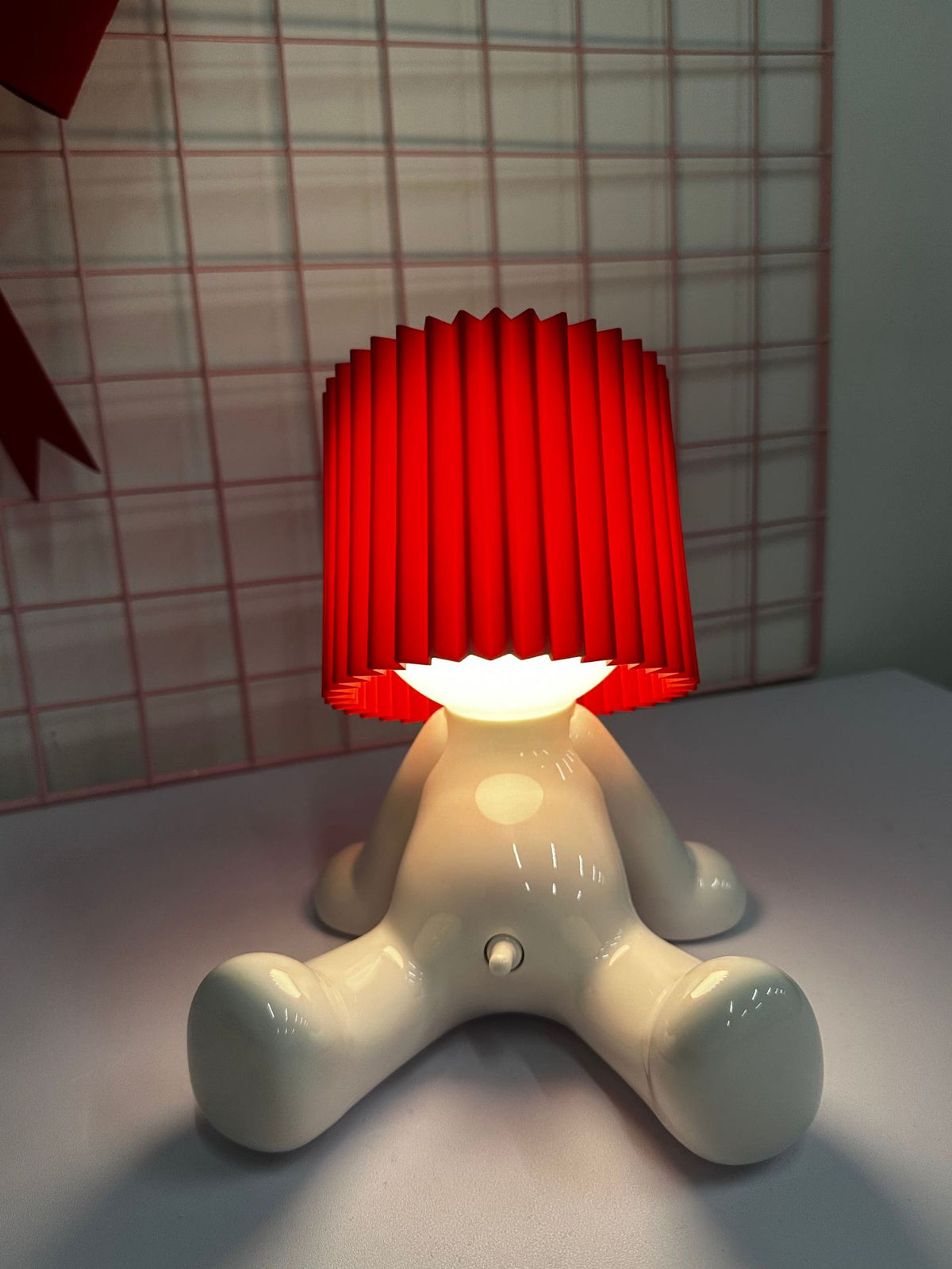 Shy Boy Desk Lamp Charging Table Lamp Room Ambience Light Creative Funny Gift for Bedroom Decoration